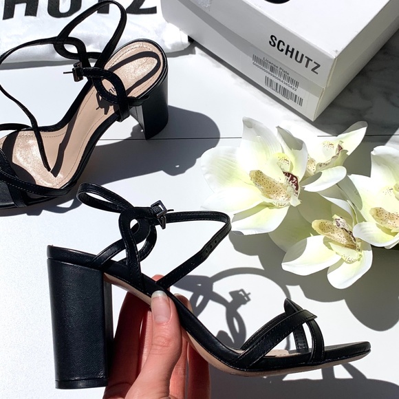 SCHUTZ | Scarlett Leather Sandal - Picture 2 of 8